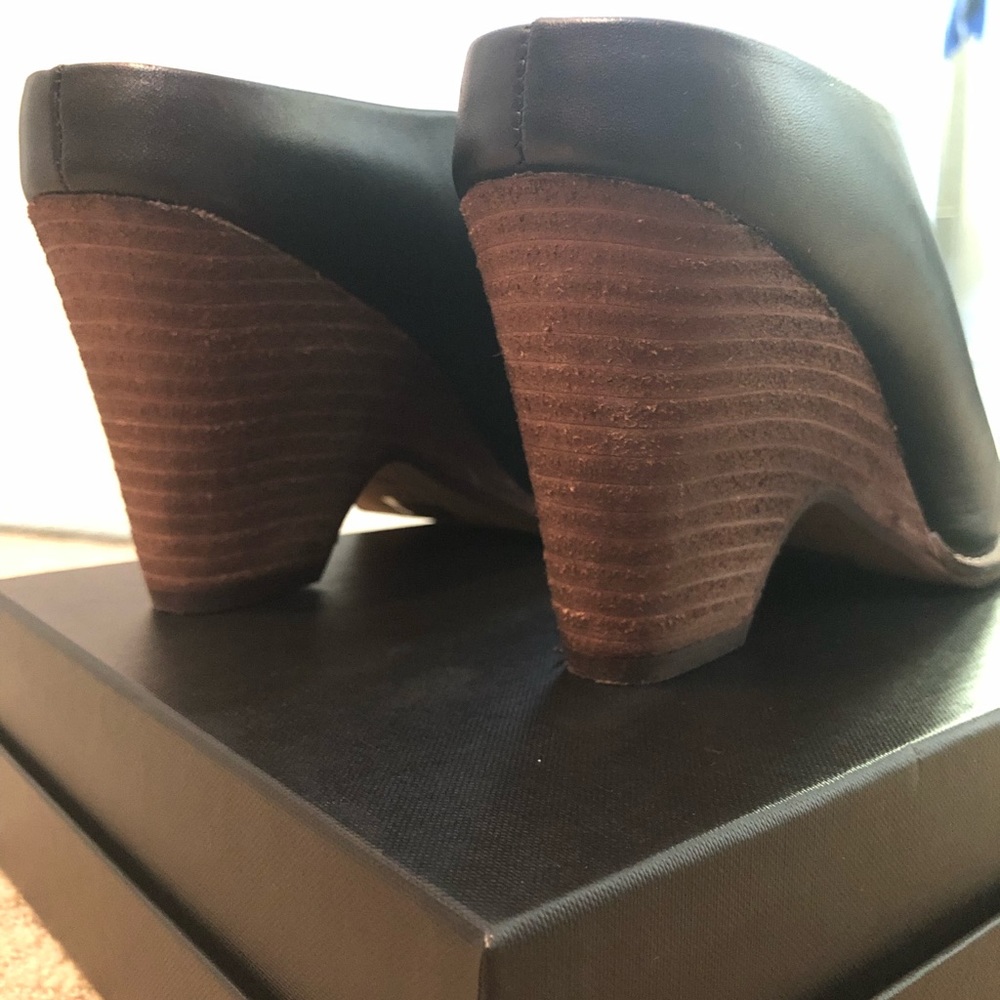 Kelsi Dagger BLK Hocking Mule 7.5